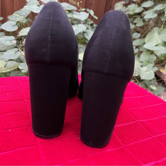 Madden Girl Symboll Block Heel Black Faux Suede Pumps Women’s Size 6.5 NWOB - Picture 5 of 6